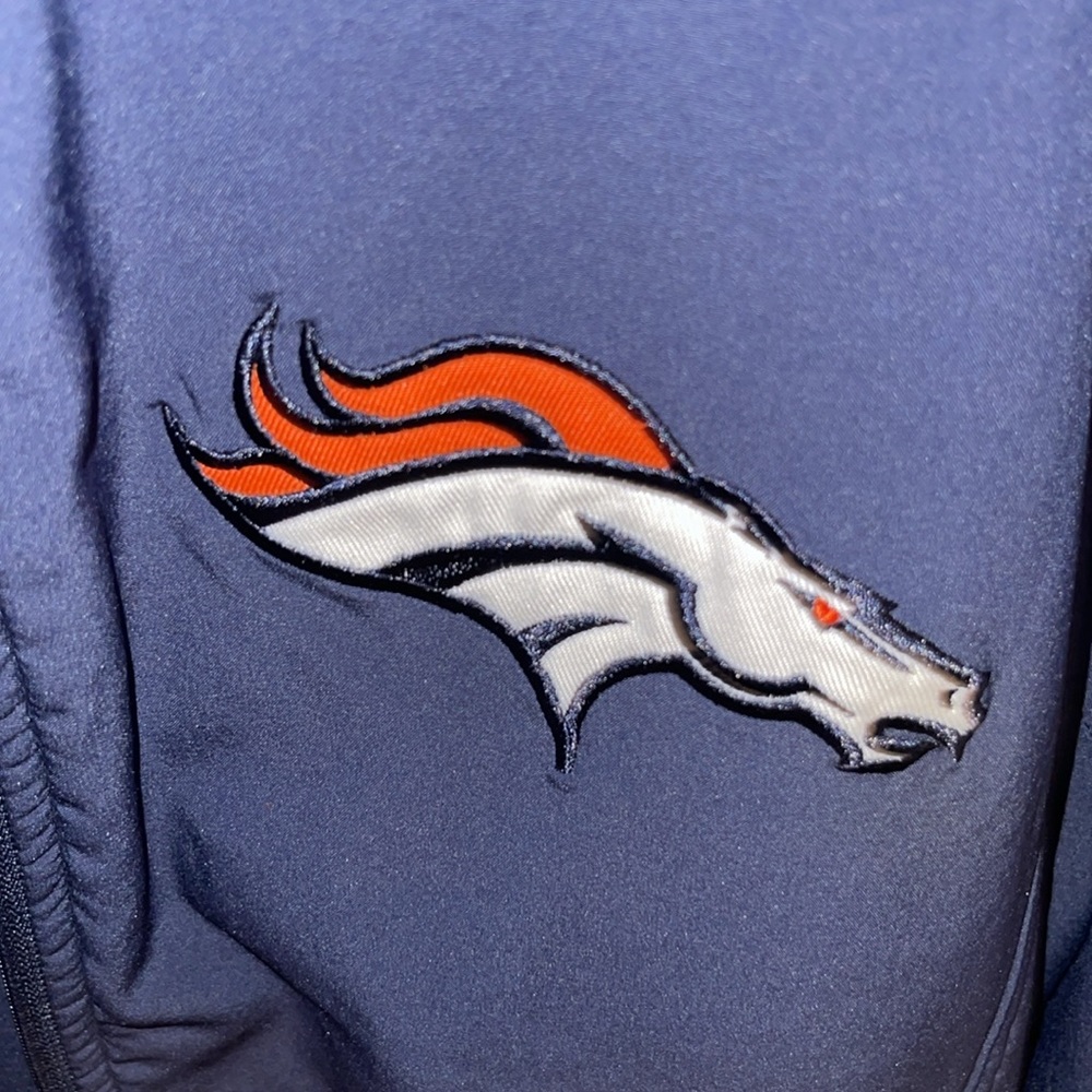 NFL soft shell Broncos Jacket - Picture 4 of 4